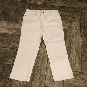 White Capris- Earl Jeans